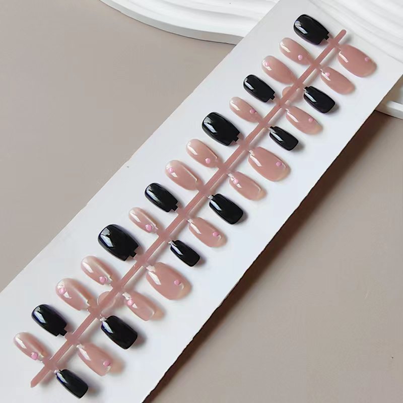 Kunstfingernägel Im Eleganten Schwarz-Pink Design Brehn