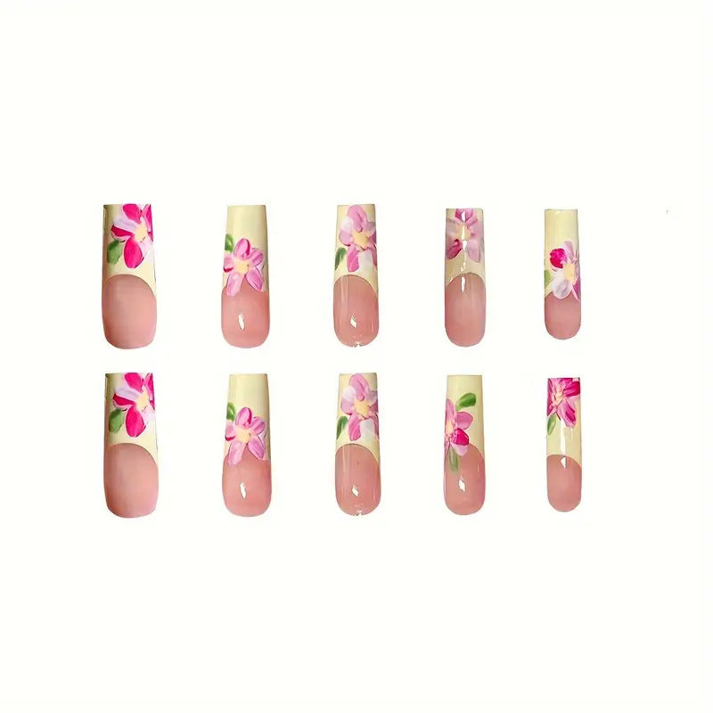 Dekorative florale Design-Nagelverlängerungen Brehn