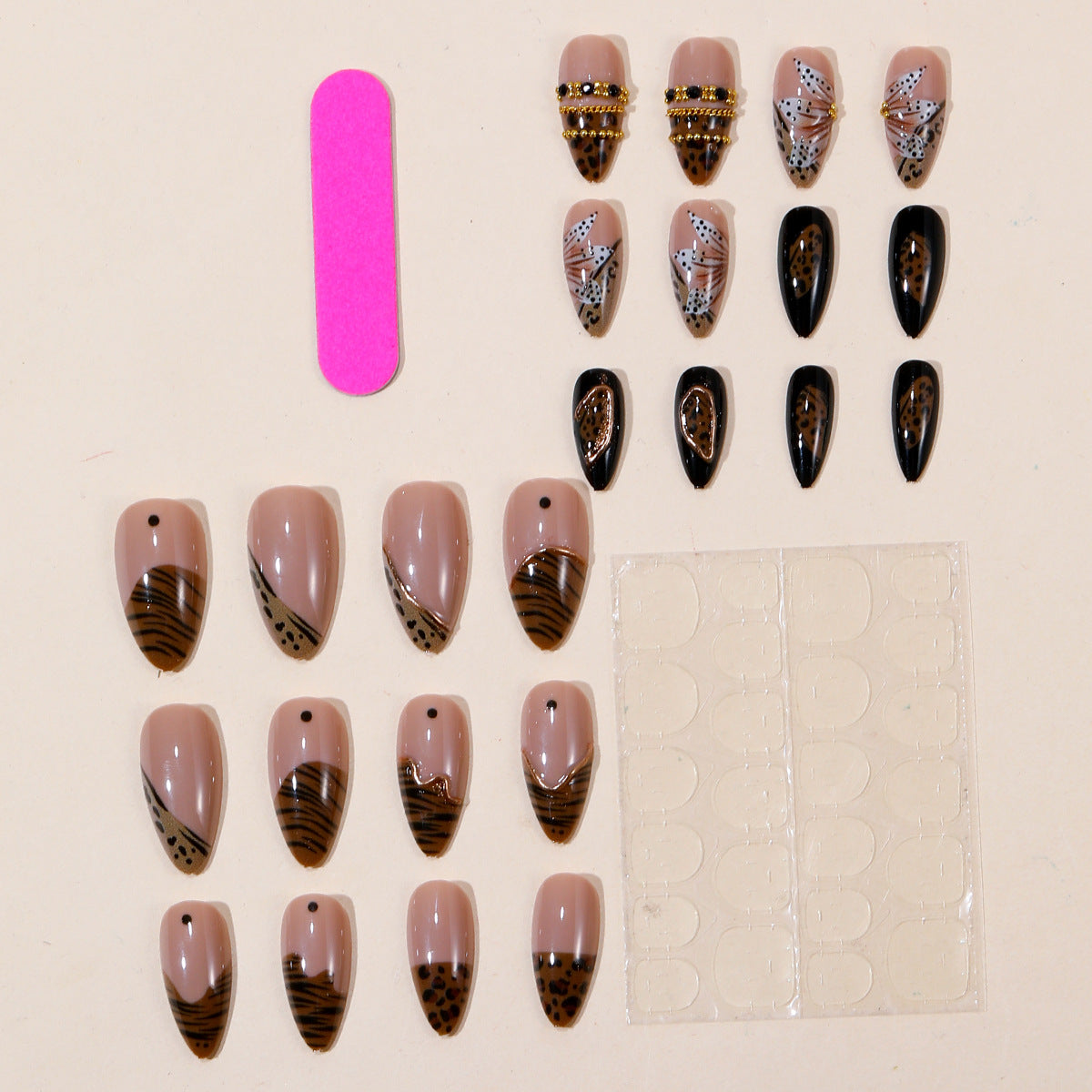Dekorative 3D Stiletto Nagelkunst Extensions Brehn