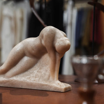 Künstlerische Figurative Dekorative Skulptur