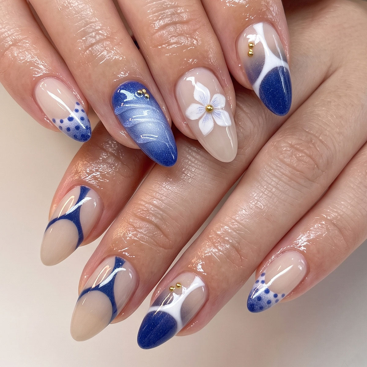 Elegantes Kunstvolles Nageldesign-Set