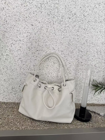 Erschöpftes Leder Schlapp-Tote