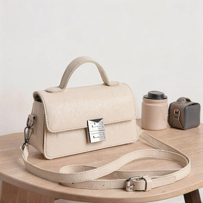 Strukturierte Handtasche