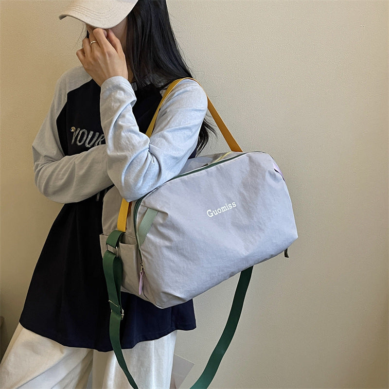 Vielseitige Reisetasche mit mehreren Fächern Brehn