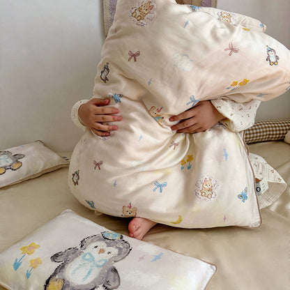 Seidiger Satin gesteppte Bettüberwurf-Set mit Cartoon-Tierdruck und passenden Kissenbezügen