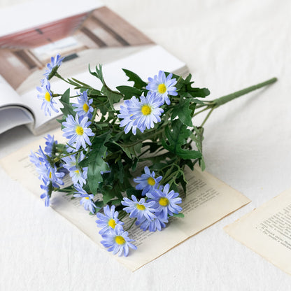 Künstliche Blumenanordnung