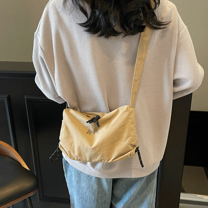 Lässige Alltags-Schultertasche