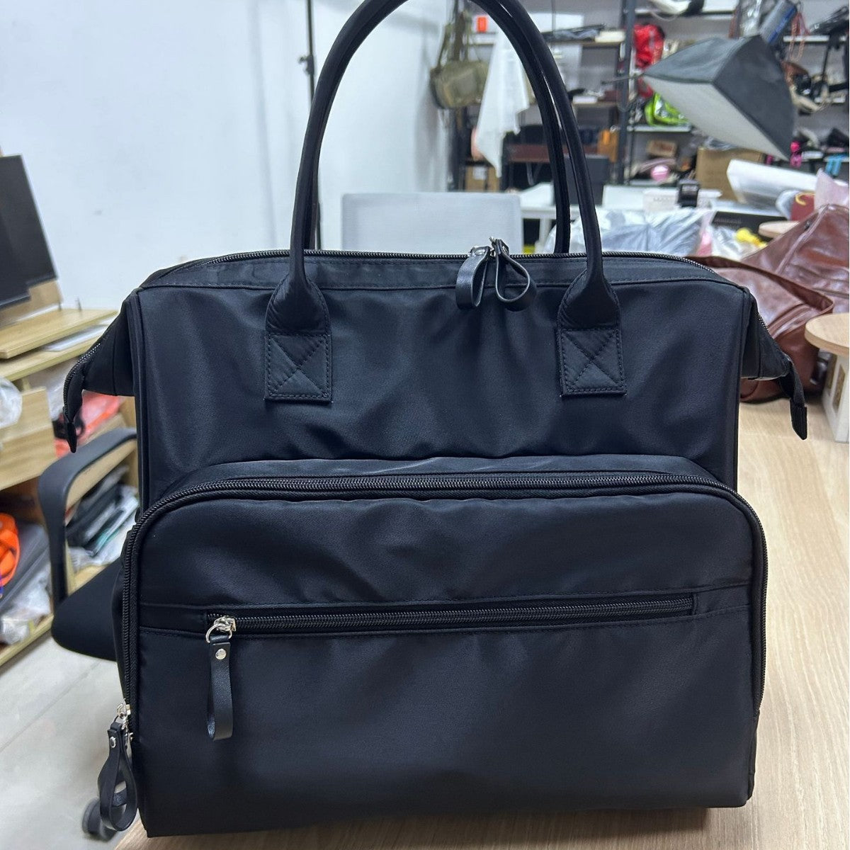 Elegante Weekender-Tasche mit Mehreren Fächern Brehn