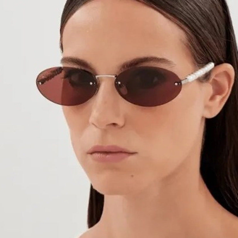 Damen stilvolle ovale Sonnenbrille mit eleganten Verzierungen Brehn