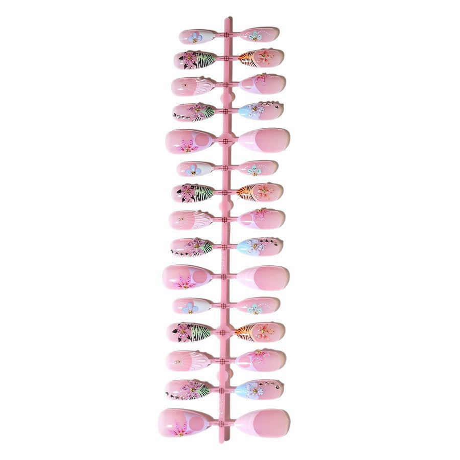 Künstlerisches Floral Press-On Nageldesign Brehn