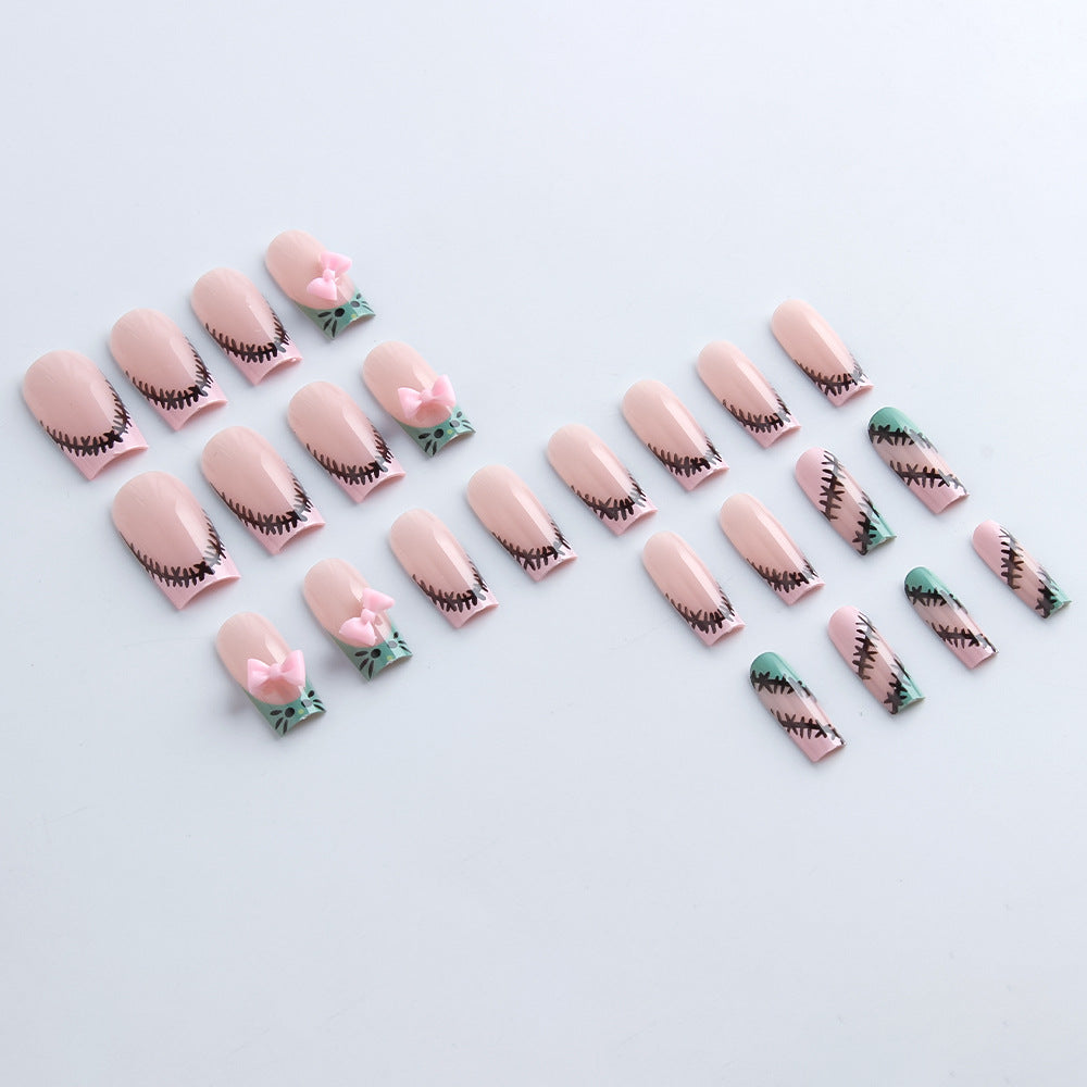 Verspielte Nagelkunst Brehn