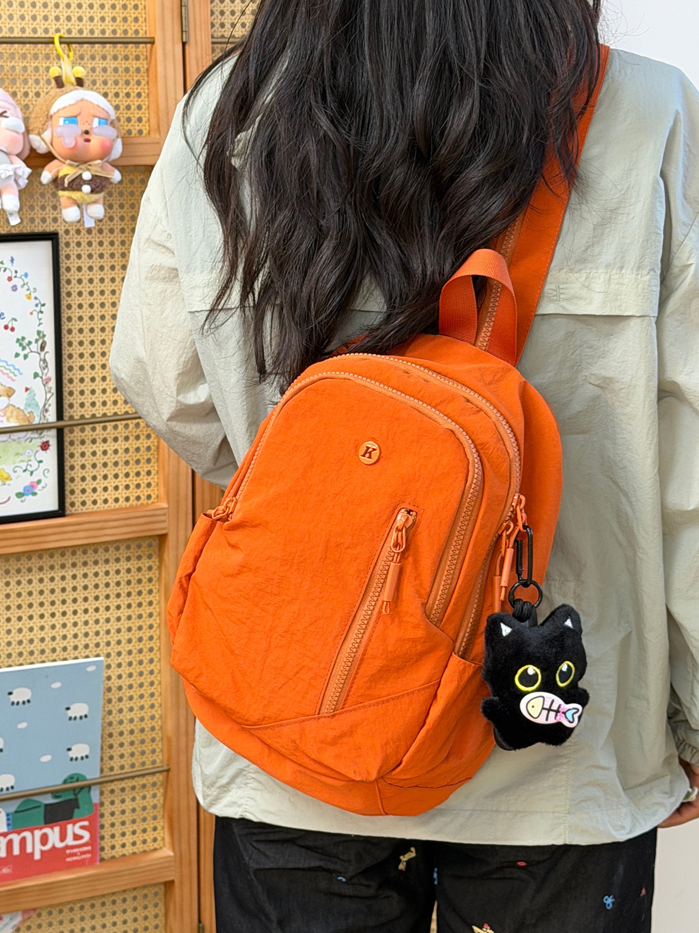 Strukturierte Canvas Sling-Rucksack