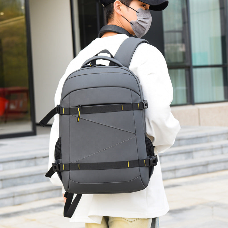 Moderner Rucksack mit Multidimensionalen Fächern und Atmungsaktivem Rücken Brehn