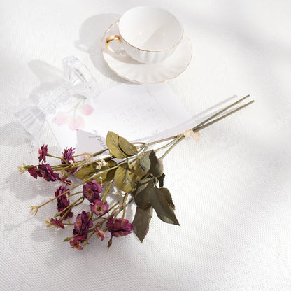 Vintage-inspirierter Trockenblumenstrauß