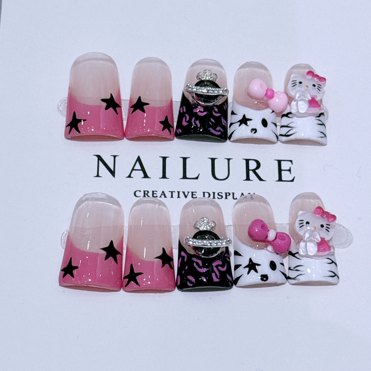 Dekoratives Charakter-Themen Press-On Nagelkunst-Set