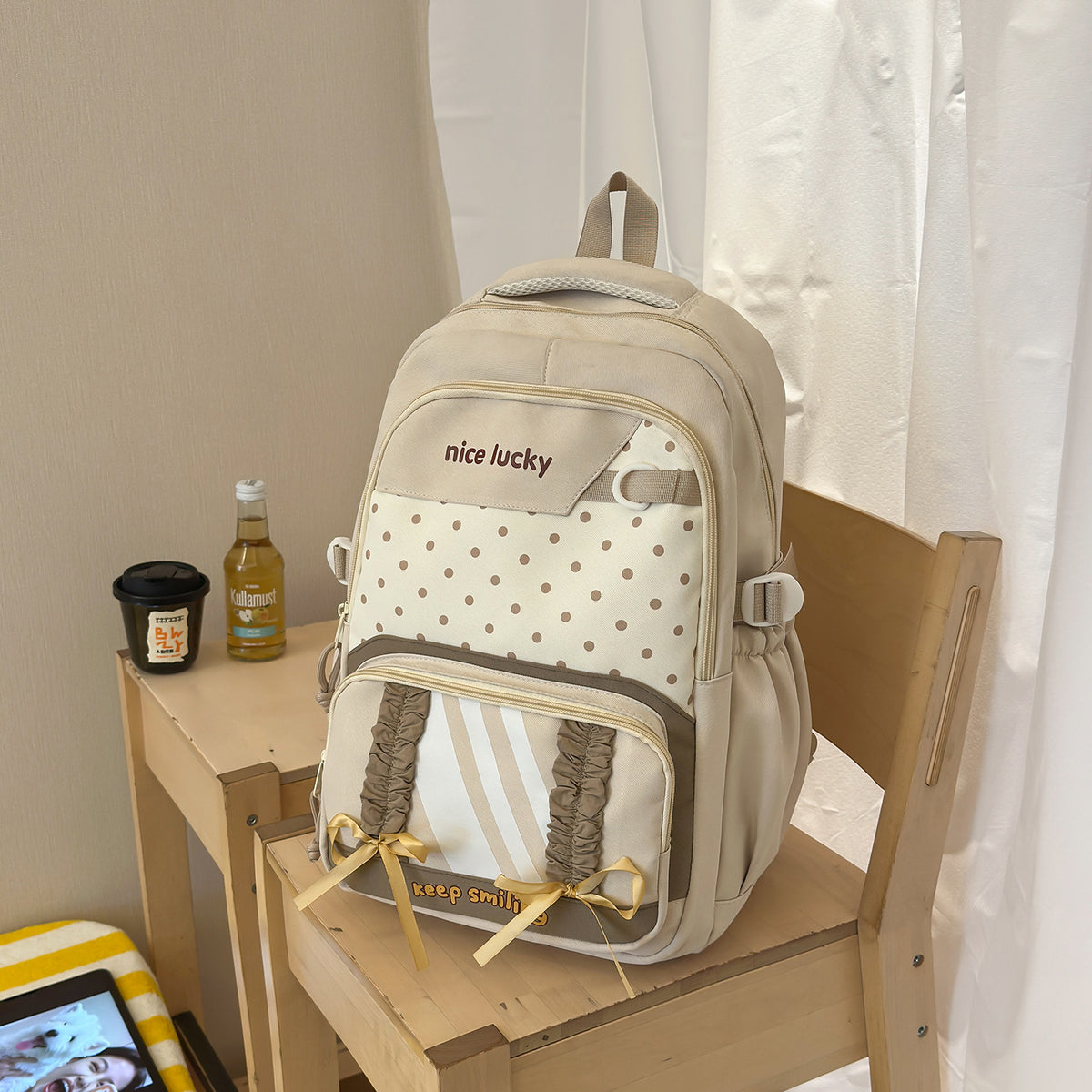 Stylischer multifunktionaler Rucksack mit niedlichen Charms Brehn