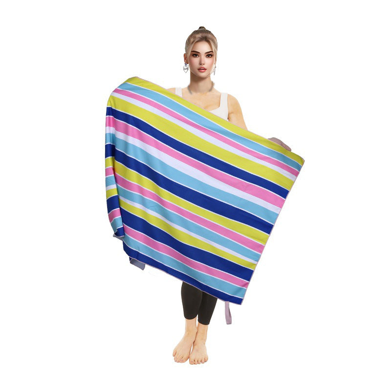 Strandtuch mit lebhaften Flamingo-Motiven und schnelltrocknendem Material Brehn