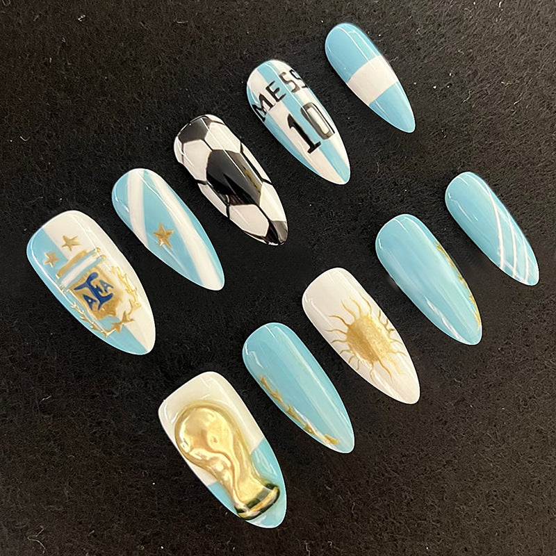 Kreatives Kunstnagelset mit Fußball-Thema Brehn