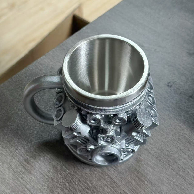 Bierkrug im Motor-Design Brehn