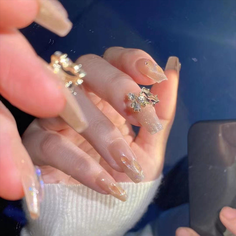 Kunstnagelset mit funkelnden 3D-Schmetterlingsverzierungen Brehn