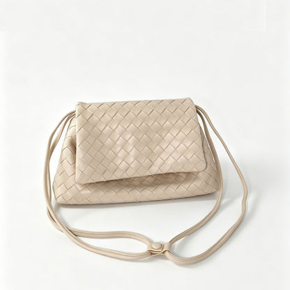 Woven Crossbody Clutch Brehn