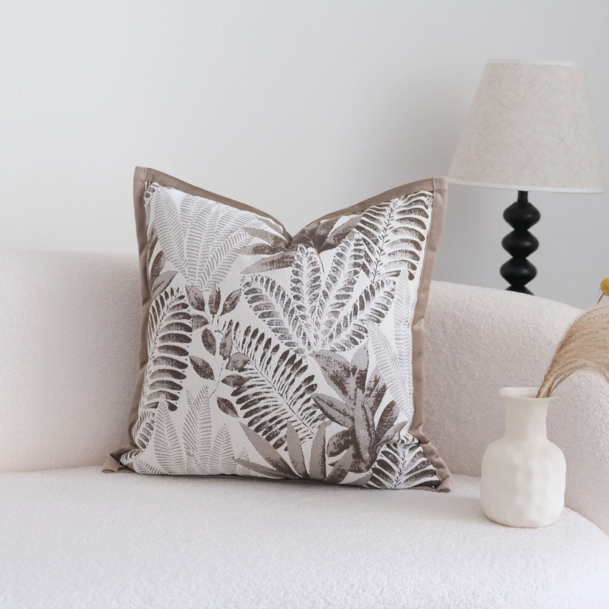 Dekoratives Wurfkissen für Sofa und Bett
