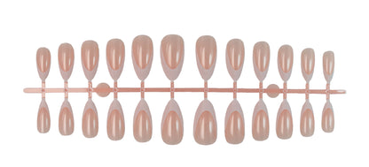 Kunstnagelset mit elegantem, natürlichem Design Brehn