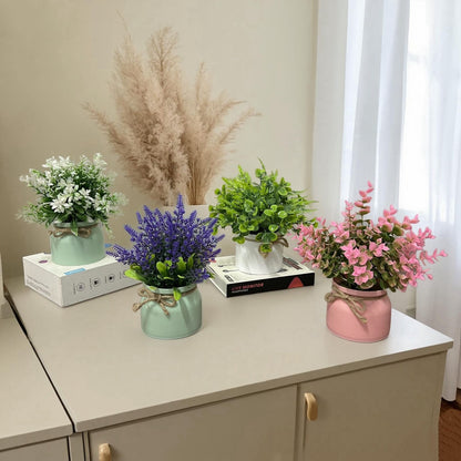 Künstlerisches Kunstblumenarrangement