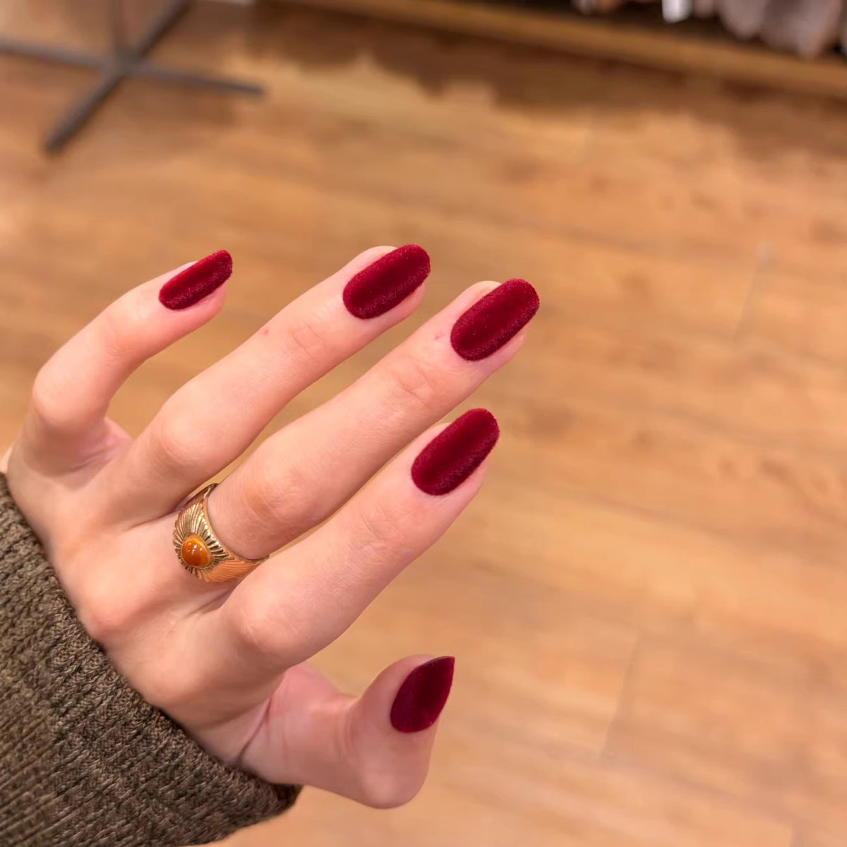Samt-Nagelkunst-Verstärkungen Brehn