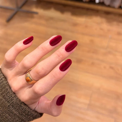 Samt-Nagelkunst-Verstärkungen Brehn