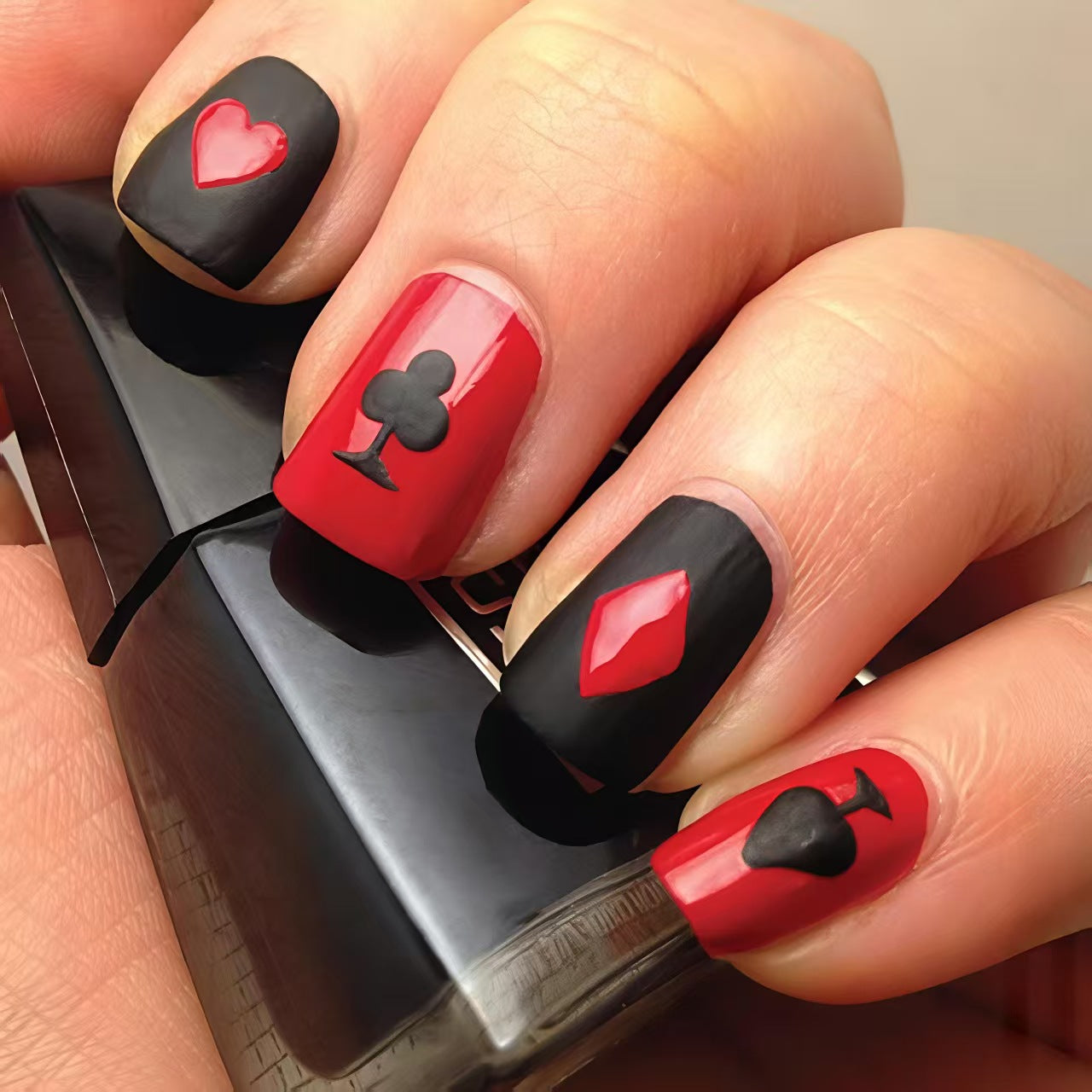 Kreatives Spielkarten Nageldesignset Brehn