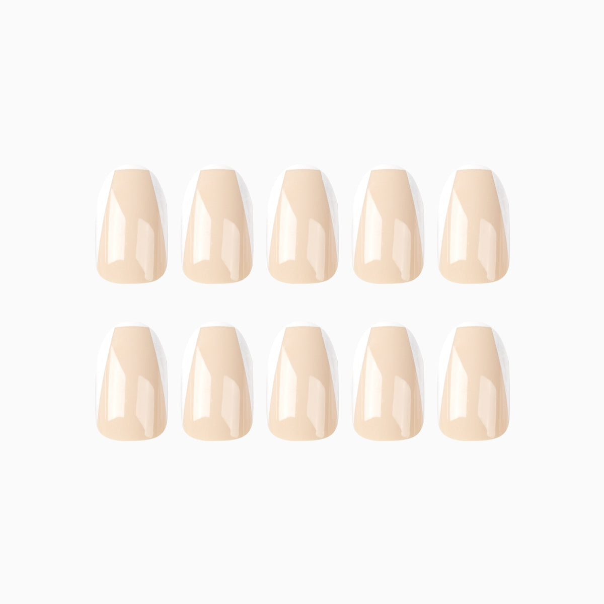 Kunstvolle Nagelkunst mit elegantem French-Tip Brehn
