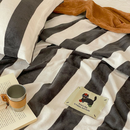 Oversized Gestreifter Plüsch Tragbarer Decken-Poncho
