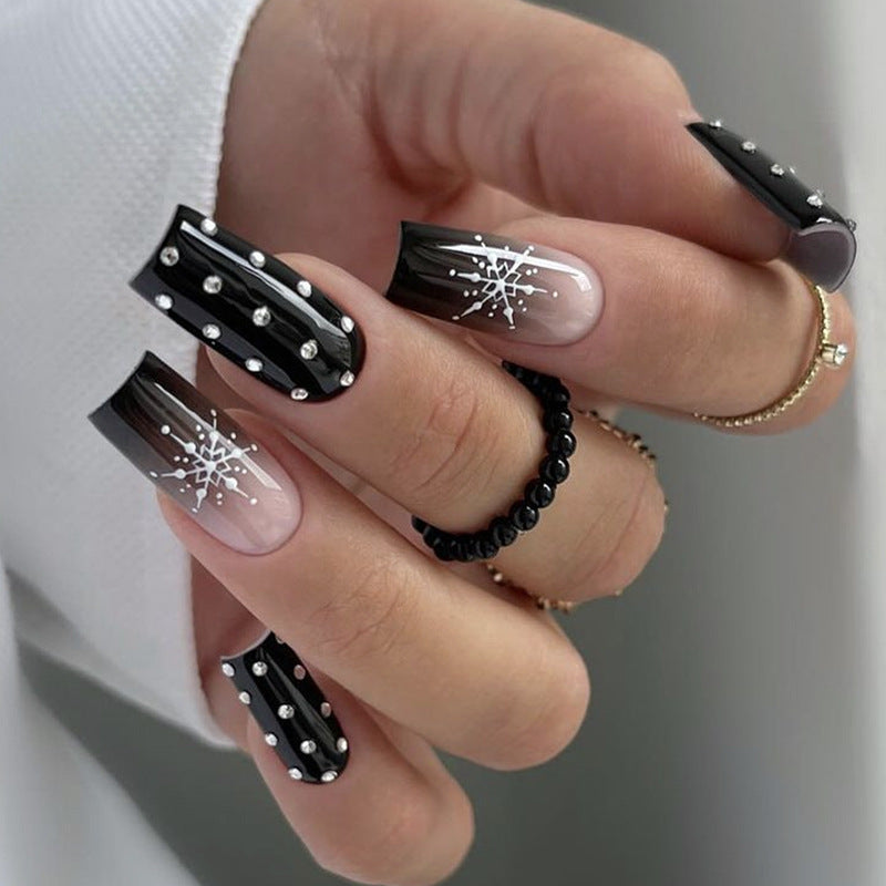 Kunstnagelset mit Glamourösen Strassakzenten Brehn