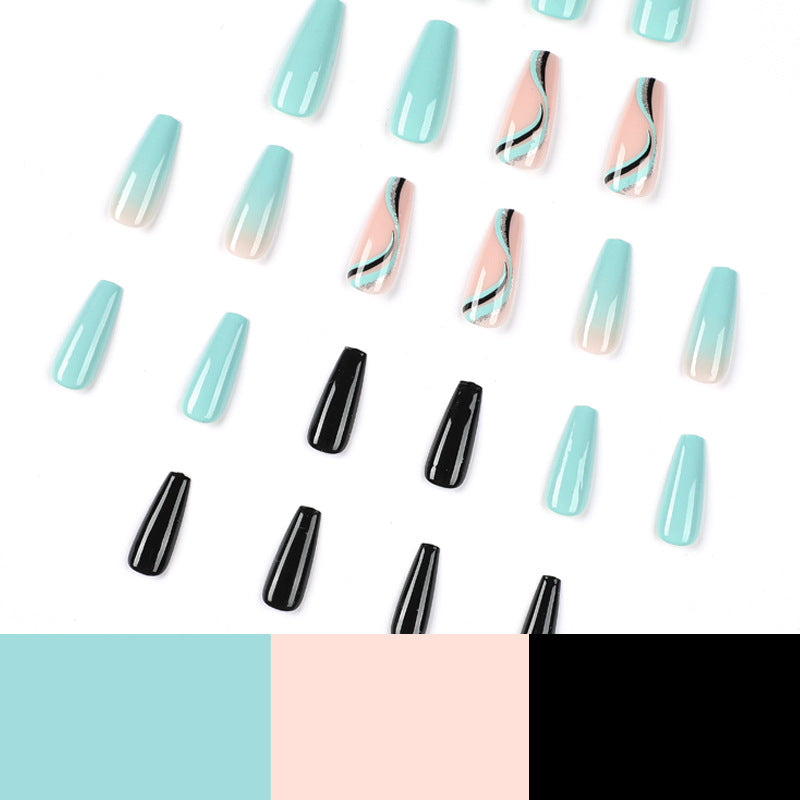 Kunstvolle Gel-Nagelverlängerungen im modernen Design Brehn