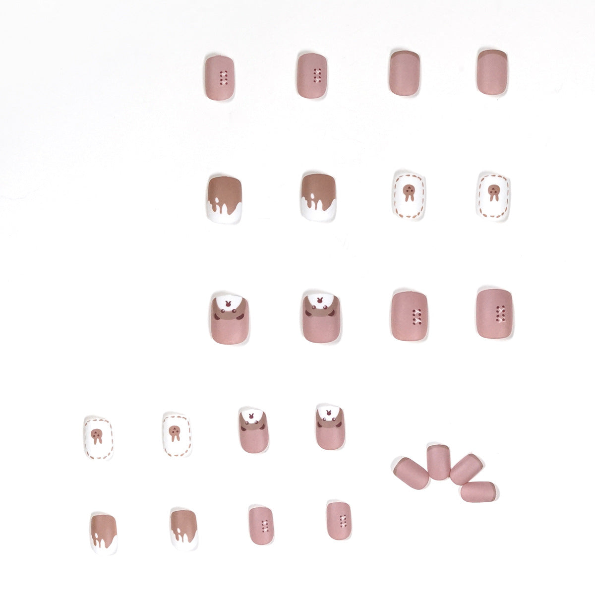 Kunstvolle Nagelkunst mit Bärenmotiv Brehn