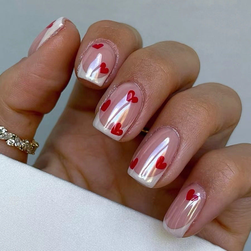 Herz-verschönerte Press-On Nagelkunst Set