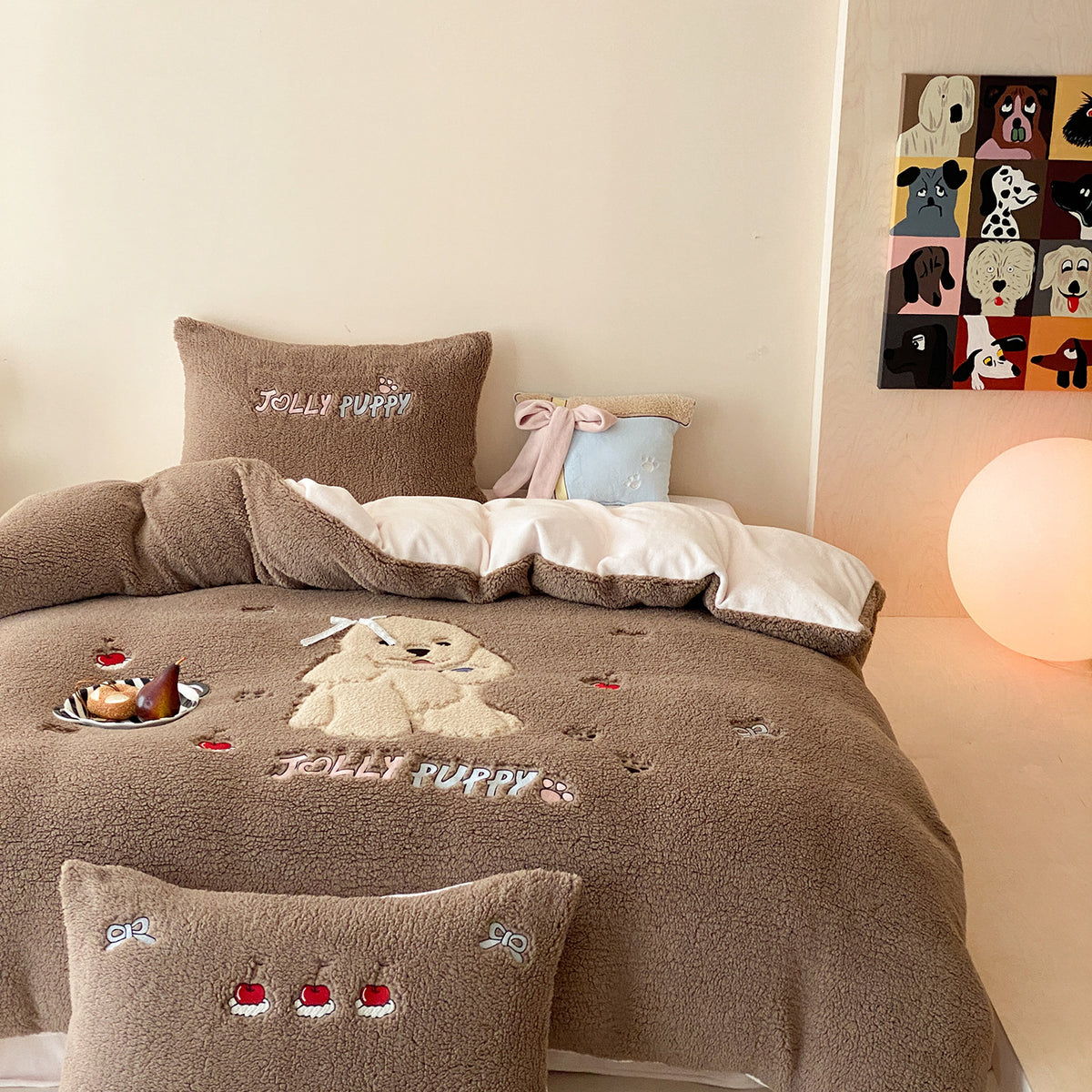 Teddy-Fleece-Bettwäschenset mit Blumenstickerei und Wende-Design