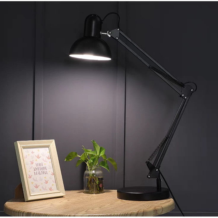 Verstellbare Schreibtischlampe