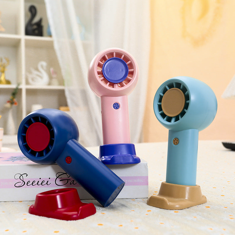 Frauen Tragbarer Mini Blower Ventilator mit USB-Anschluss Brehn