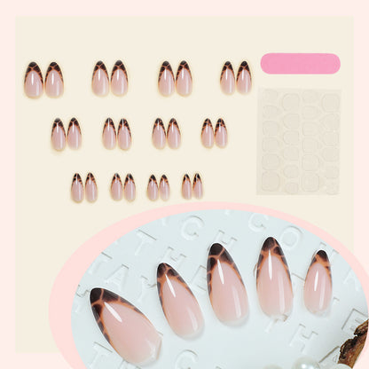 Stylisches Acryl French Tip Press-On Nagel Set Brehn