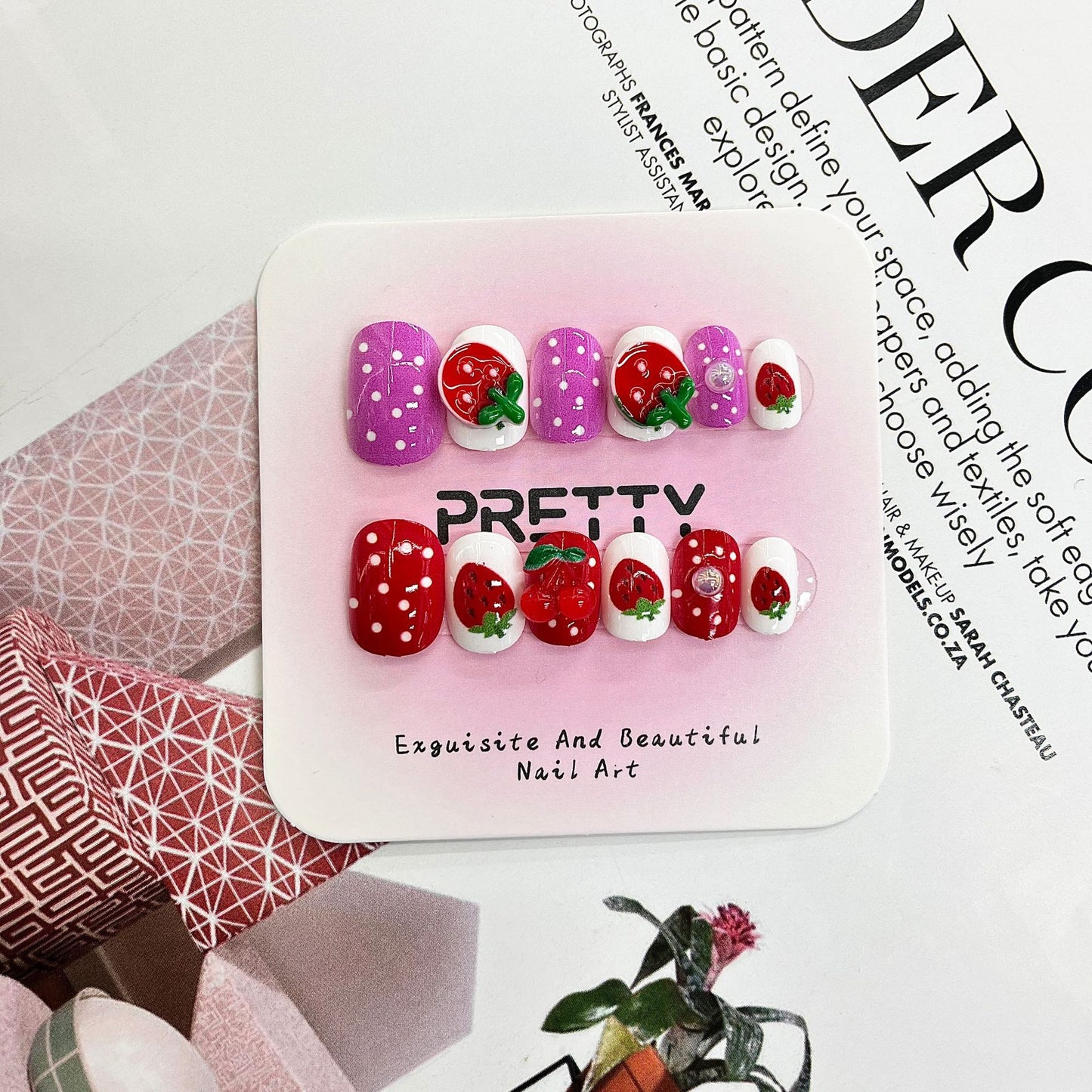 Künstlerisches 3D dekoriertes Press-On Nagelset Brehn