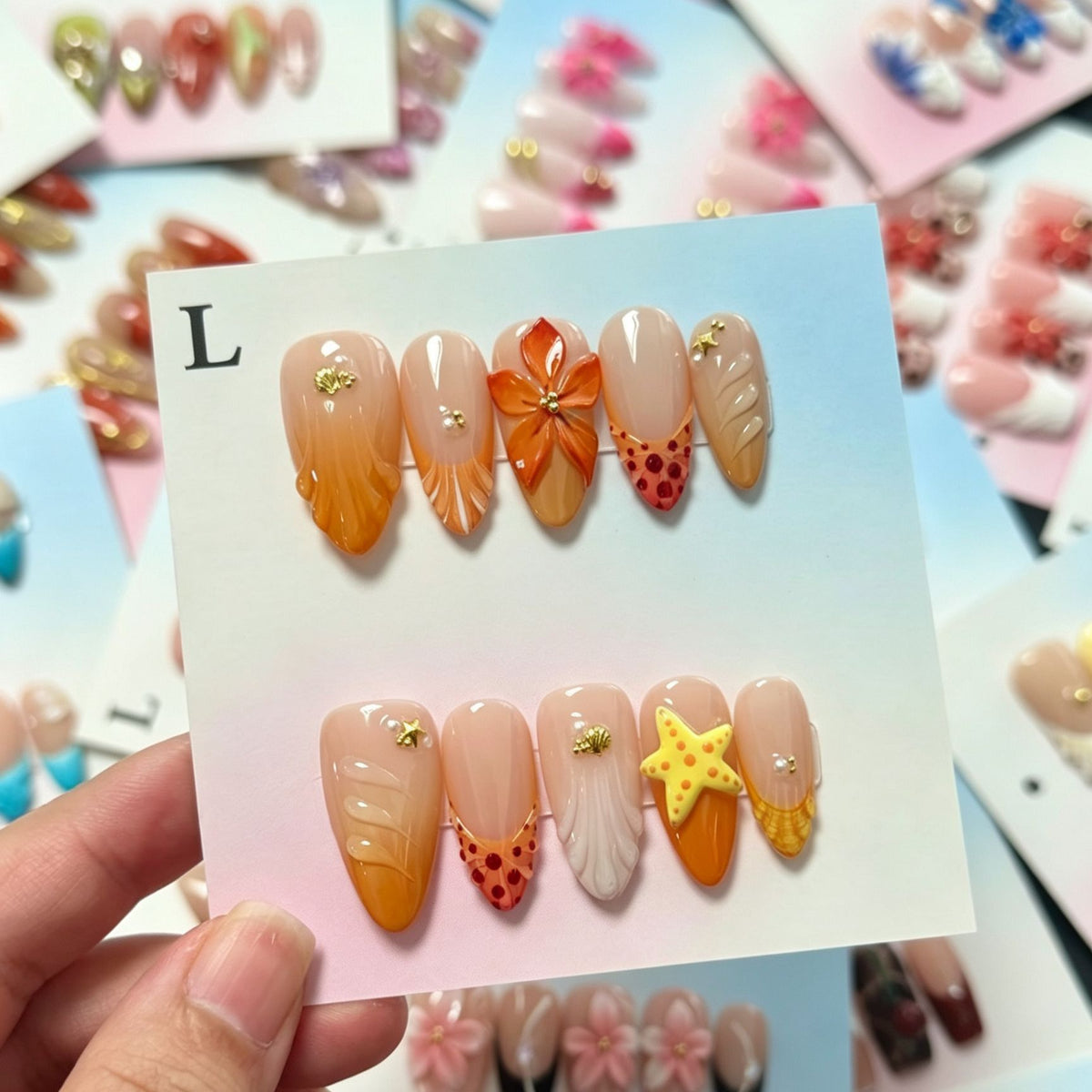 Dekoratives Press-On-Nagelkunst-Set mit tropischen Themen