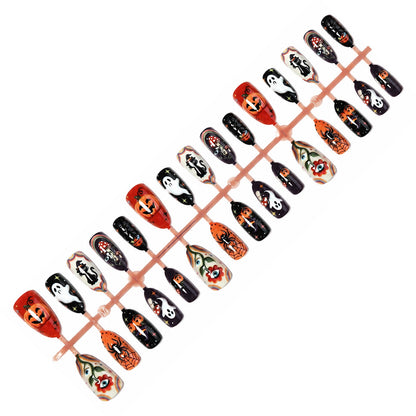 Festliches Kunstnagelset mit gruseligen Halloween-Motiven Brehn