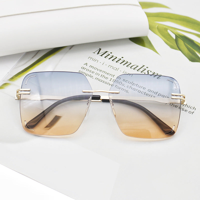 Damen quadratische Sonnenbrille mit verziertem Metalldetail Brehn