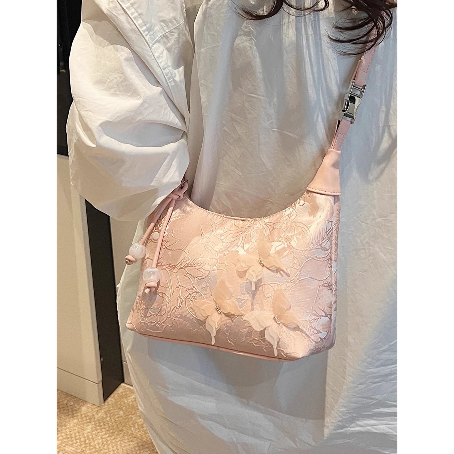 Blumenverzierte Hobo-Tasche Brehn