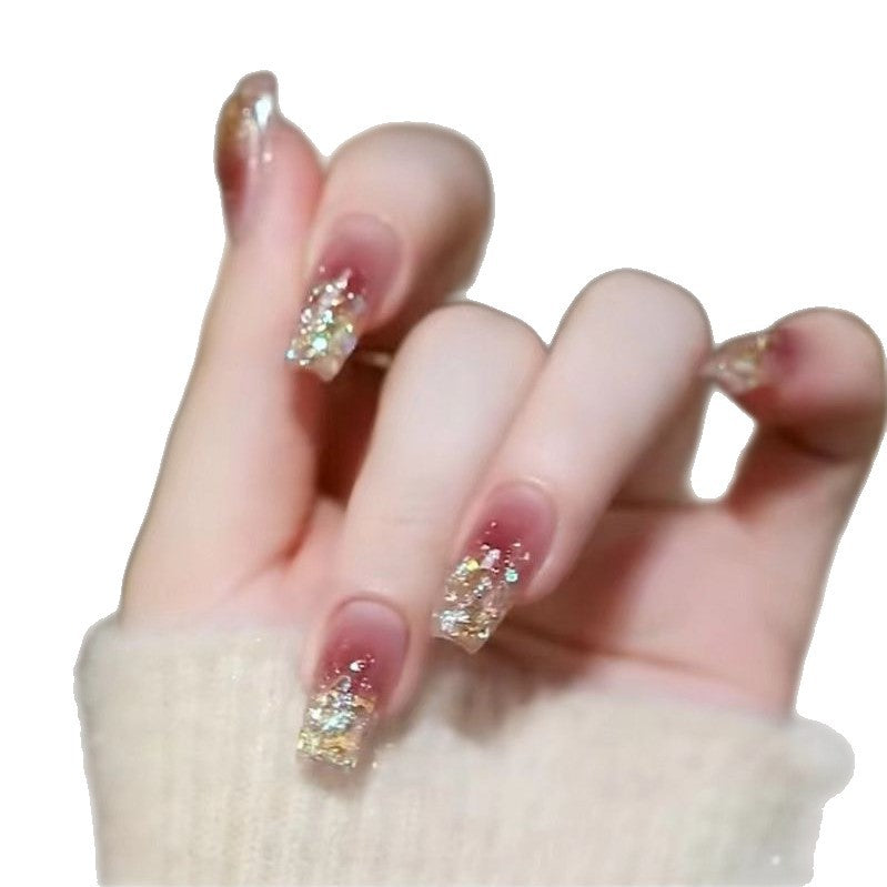 Kunstnägel mit Blumendesign und Eleganten Spitzen Brehn