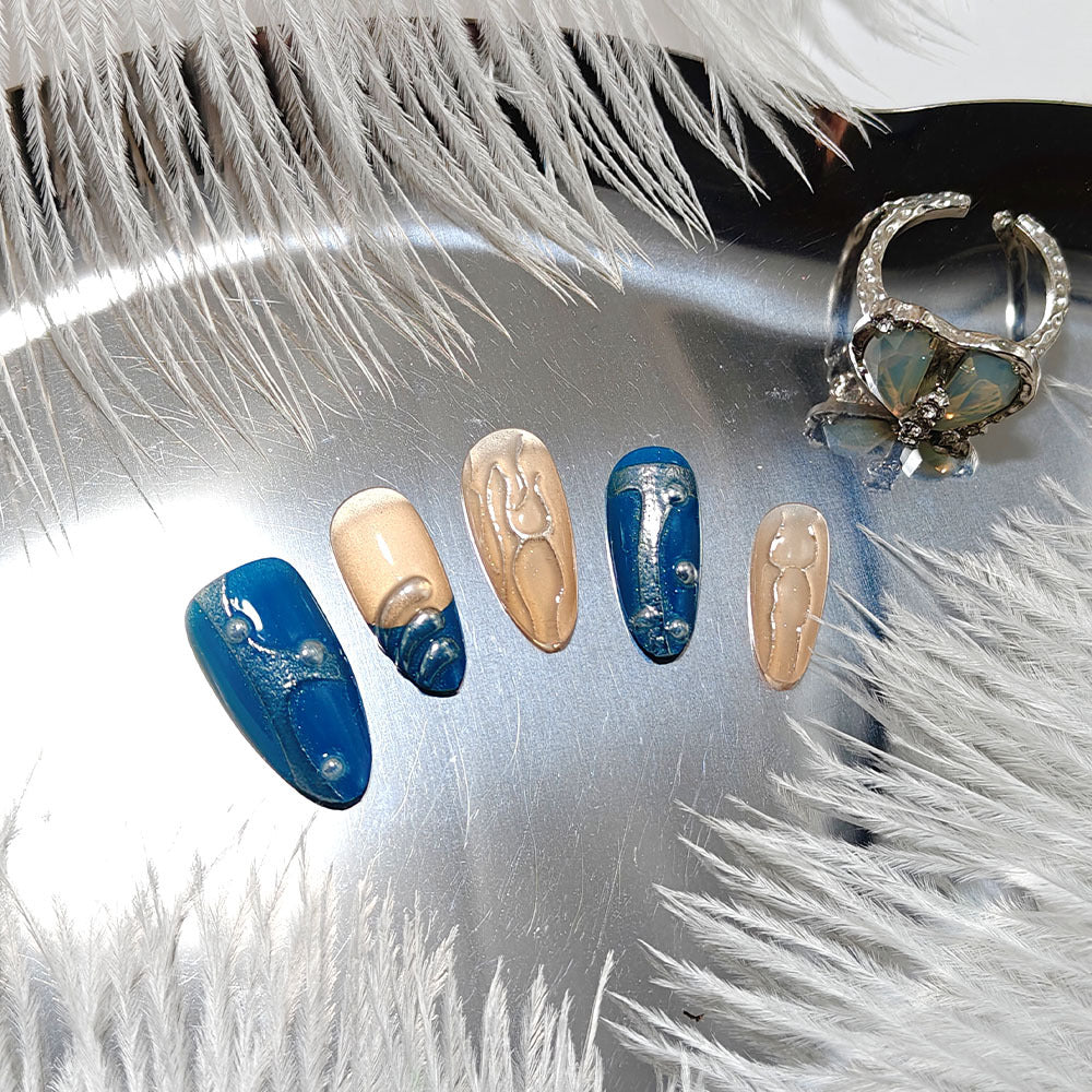 Kunstnägel mit Luxuriösem Wellen-Design Brehn