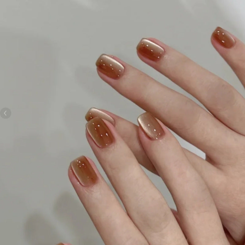 Premium Glänzende Nagelspitzen Brehn