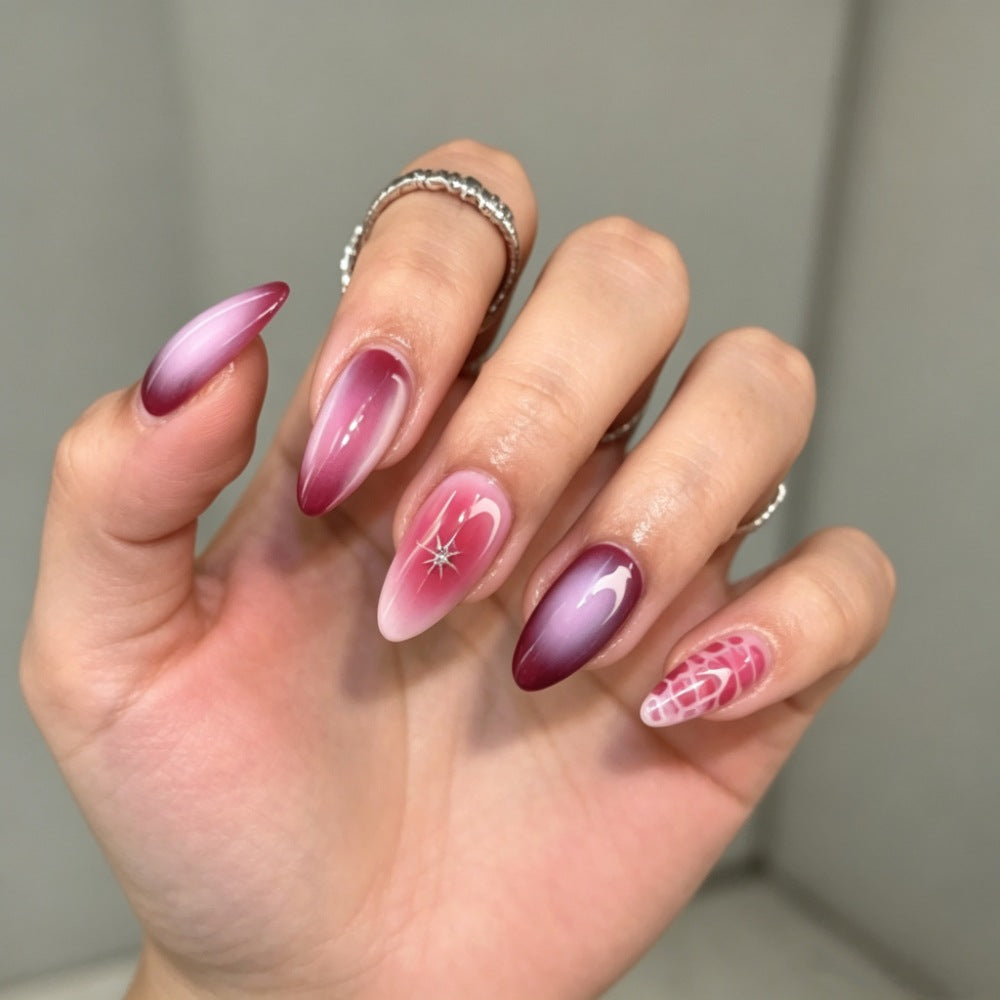 Elegantes Press-On-Nagel-Set mit Ombre-Design Brehn